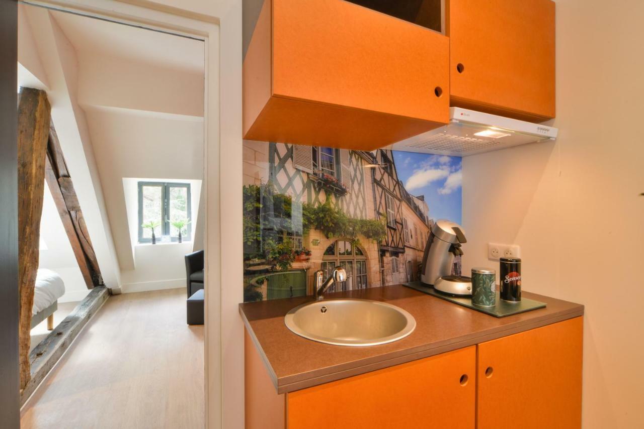 Puits De Jouvence, Au Coeur Des Commerces Bourges Exterior foto